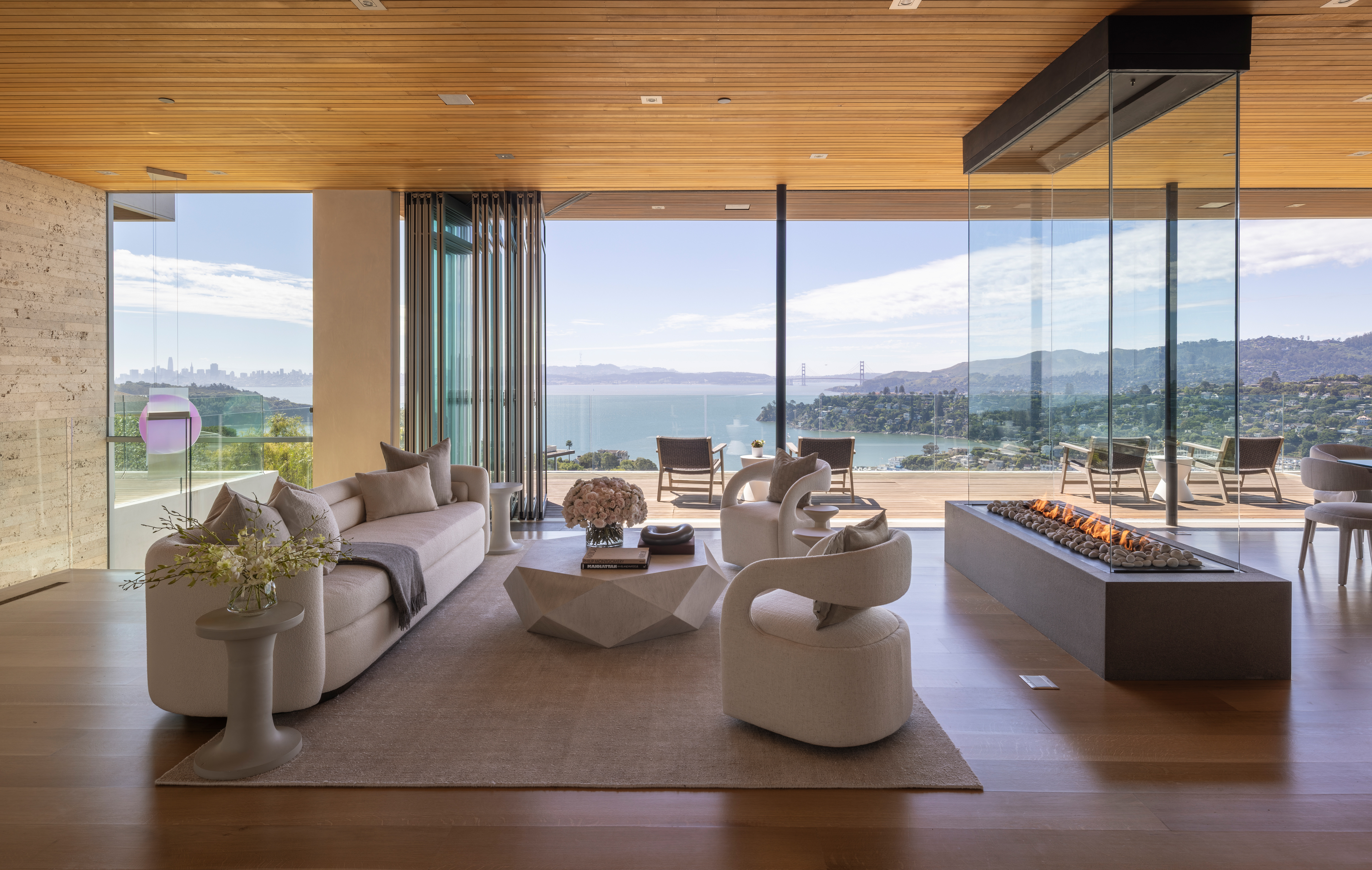 Living room facing south to the Bay