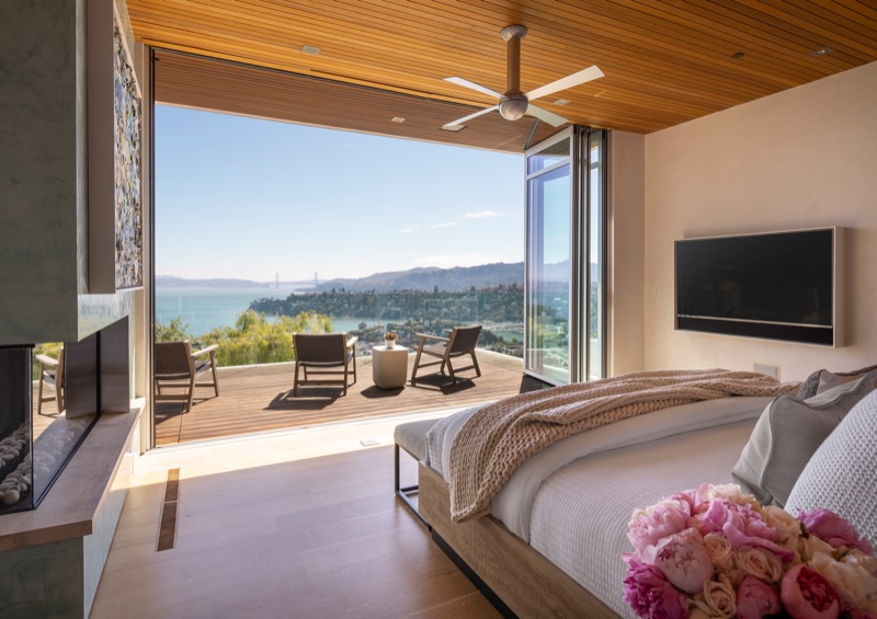 Primary suite with Golden Gate view